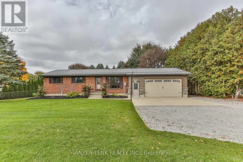 Detached at 401 19 HIGHWAY, Tillsonburg