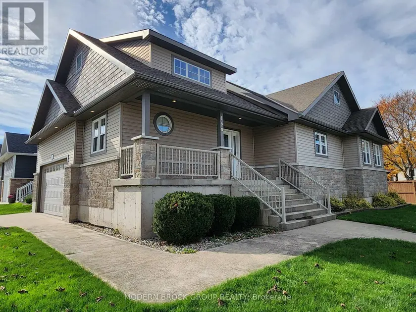 Detached at 158 WILDWOOD CRESCENT, Brockville