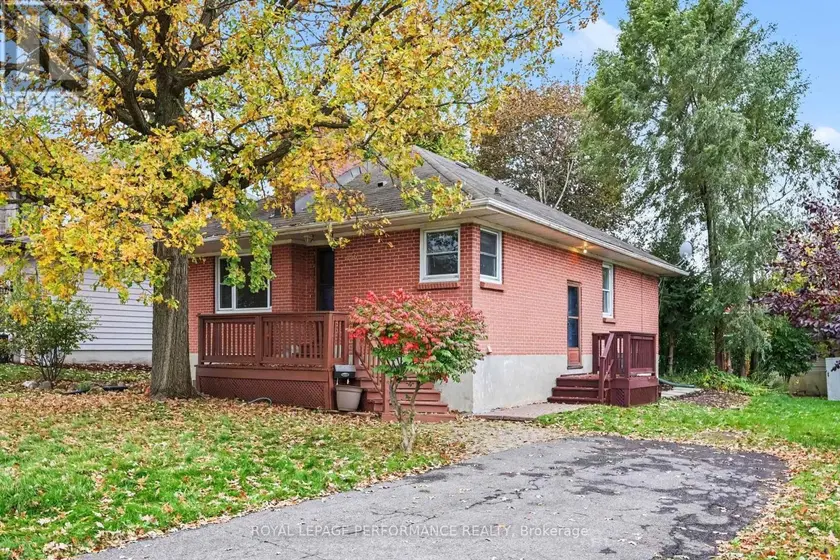 Detached at 856 IROQUOIS ROAD, Ottawa