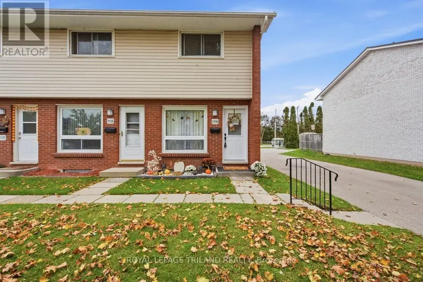 Townhouse at A - 111 WELLESLEY CRES CRESCENT, London