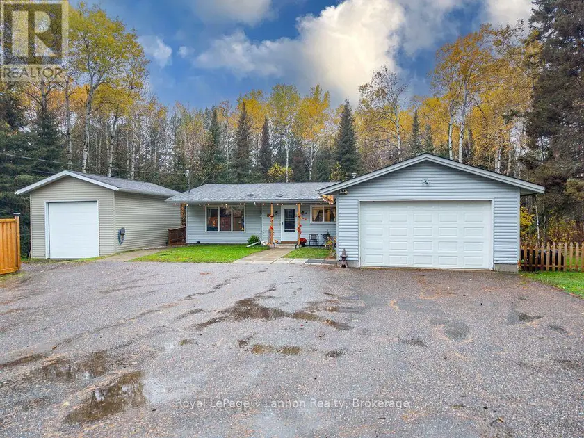 Detached at 1565 MOUNTAIN ROAD, Thunder Bay