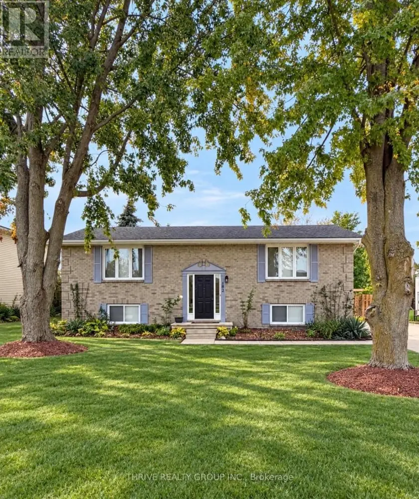 Detached at 182 ELIZABETH STREET, Southwest Middlesex