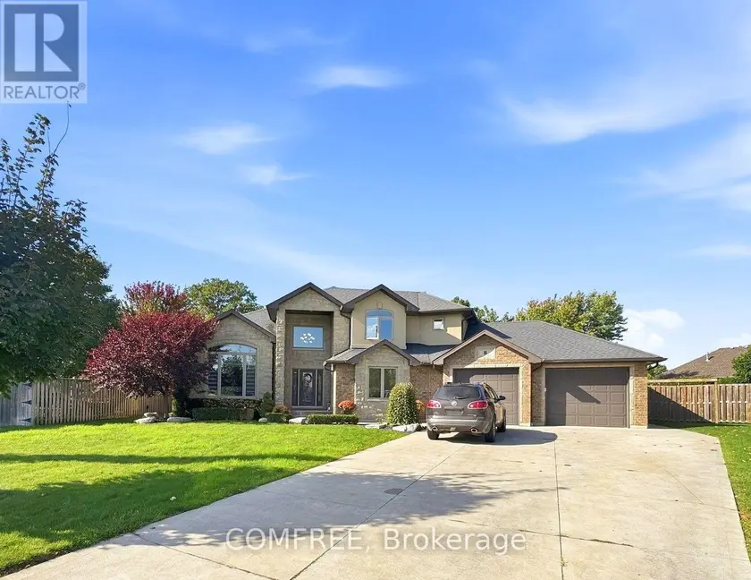Detached at 8 MARSHWOODS BOULEVARD, Kingsville