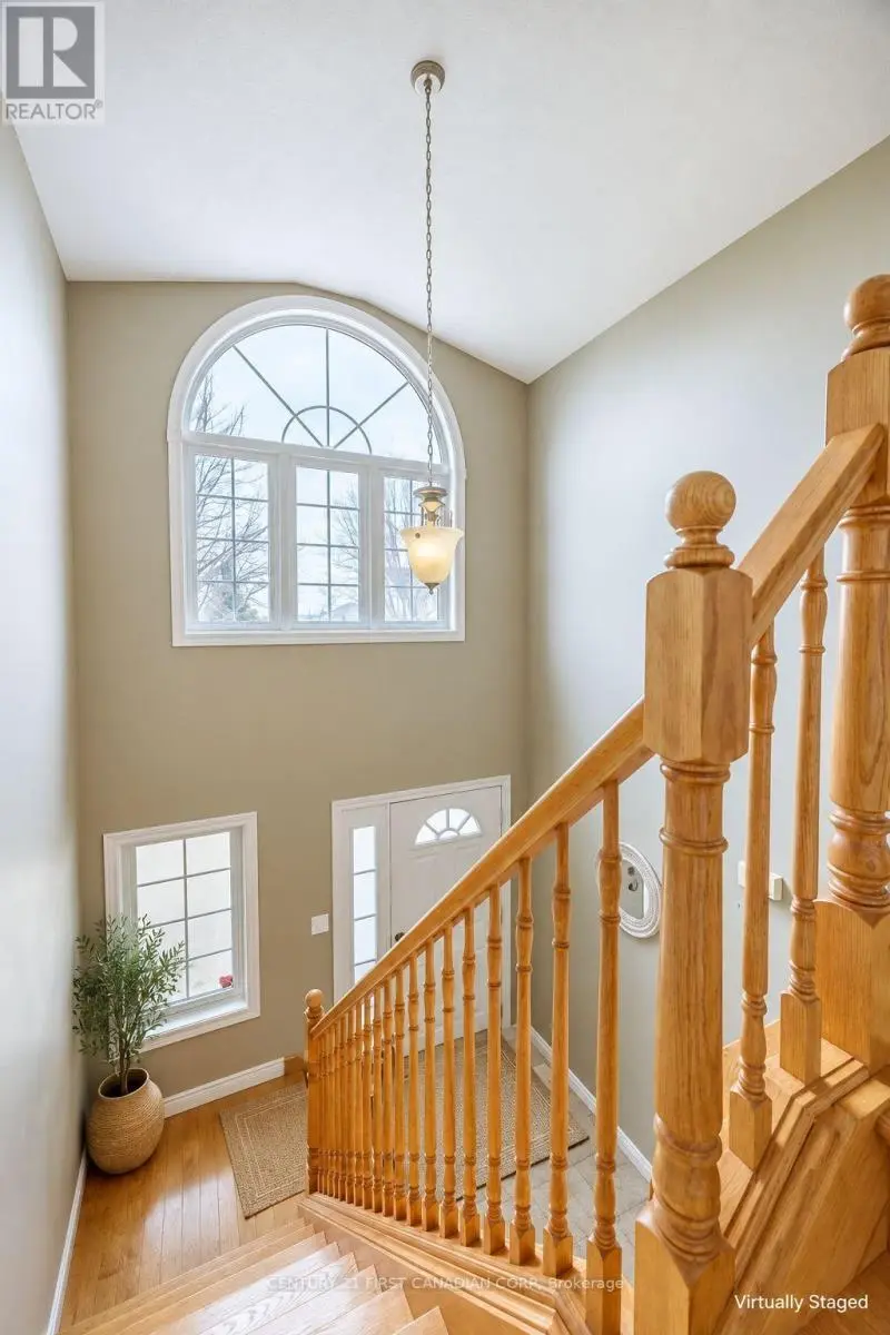 Detached at 2096 BLACKWATER ROAD, London North