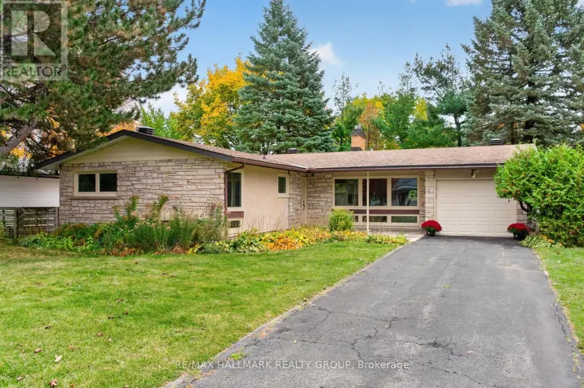 Detached at 9 CLEADON DRIVE, Ottawa