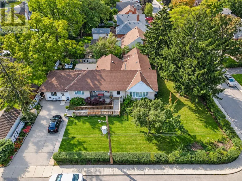 Detached at 6 KELSO STREET