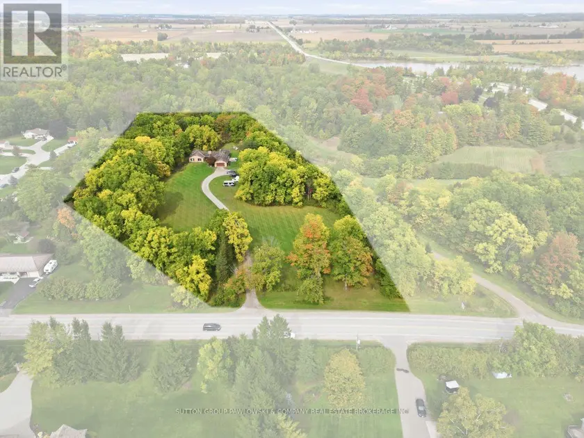 Detached at 2174 PARKHILL DRIVE, North Middlesex