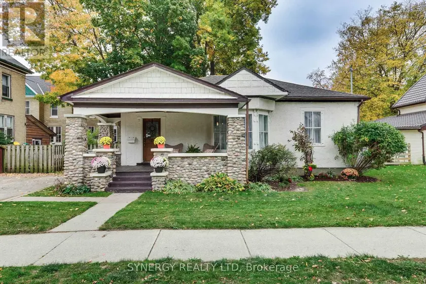 Detached at 210 ALBERT STREET, Strathroy-Caradoc