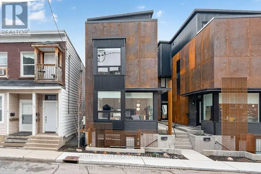 Semi-Detached/Link at D - 119 CARRUTHERS AVENUE, Ottawa