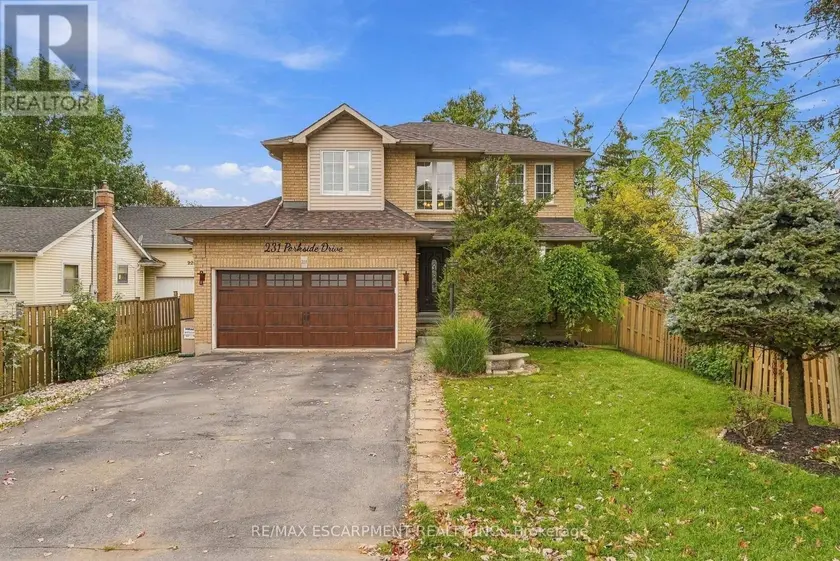 Detached at 231 PARKSIDE DRIVE, Hamilton