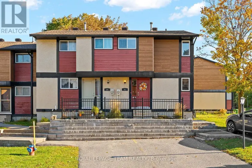 Townhouse at 92 - 61 MCCLINTOCK WAY, Ottawa