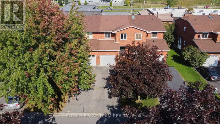 Townhouse at 116 HERITAGE PLACE, Cornwall