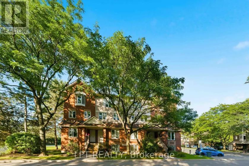 Townhouse at B - 6722 JEANNE D'ARC BOULEVARD N, Ottawa