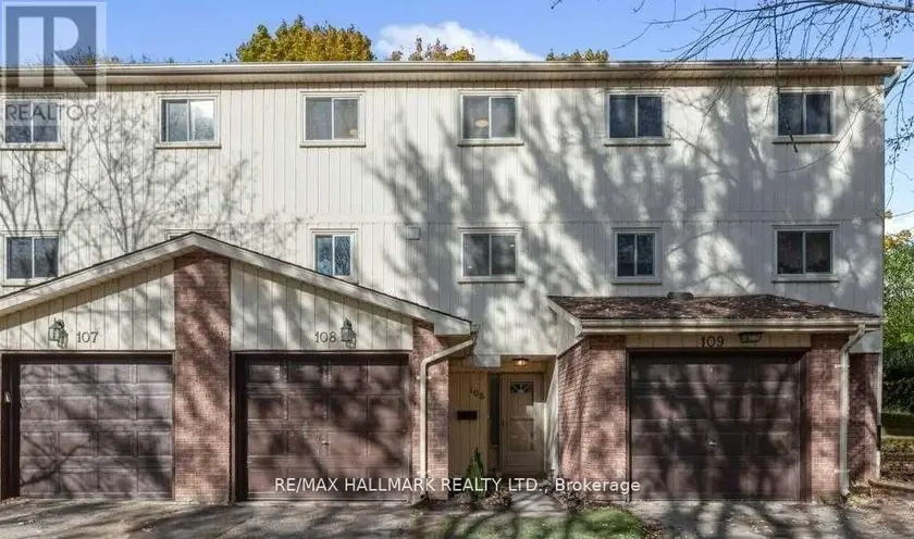 Townhouse at 108 - 51 PAULANDER DRIVE, Kitchener