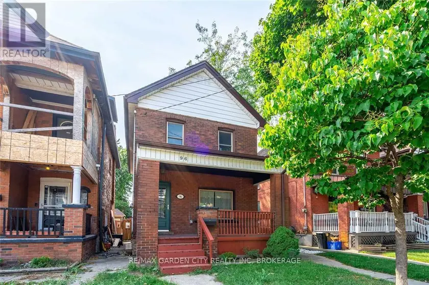 Detached at 96 BEECHWOOD AVENUE, Hamilton