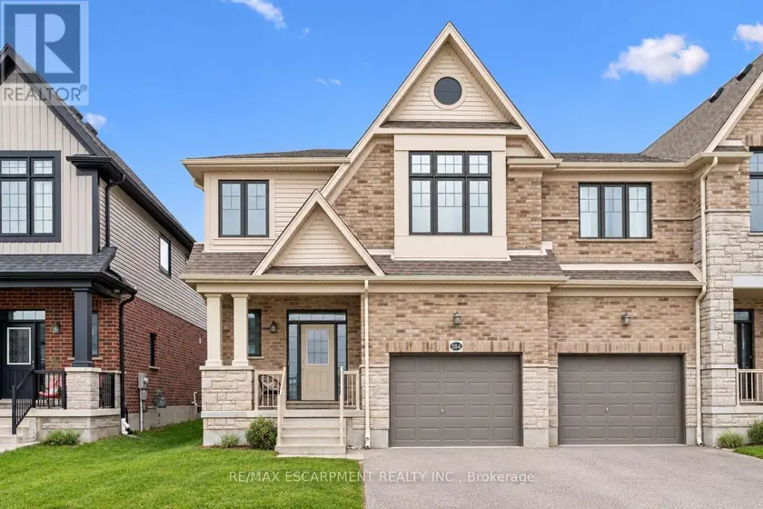 Semi-Detached/Link at 584 BLAIR CREEK DRIVE, Kitchener