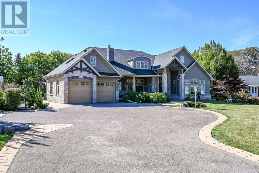 Detached at 244 MOUNTAIN BROW BOULEVARD, Hamilton