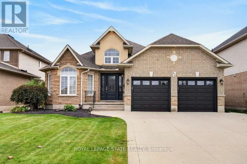 Detached at 272 GATESTONE DRIVE, Hamilton