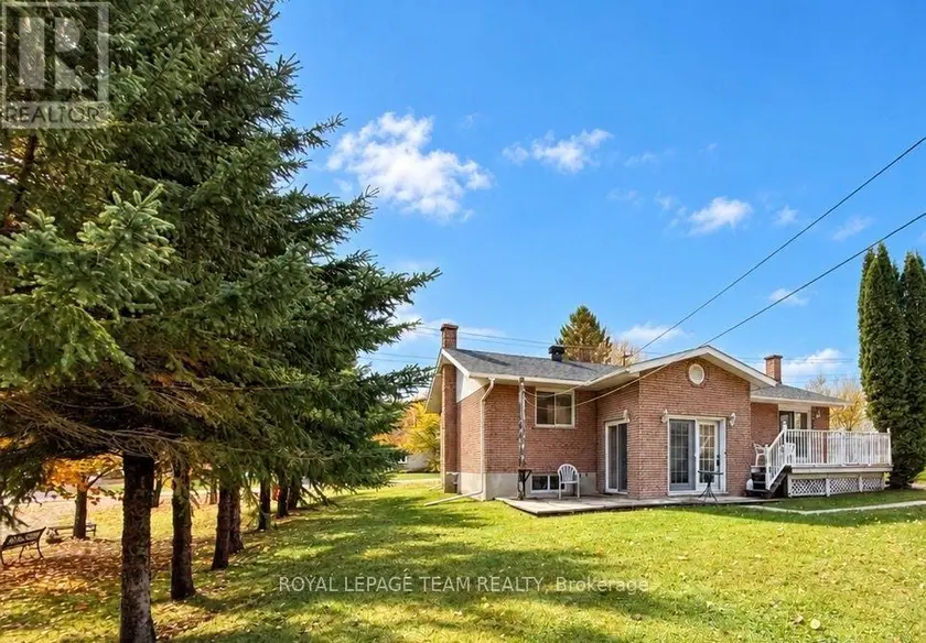 Detached at 612 ELGIN STREET, Laurentian Valley