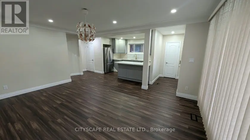 Detached at MAIN - 57 CLARENDON AVENUE, Hamilton