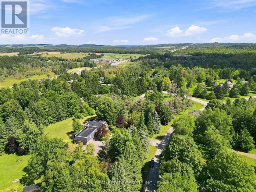 Detached at 26 MAPLEWOOD DRIVE, Amaranth