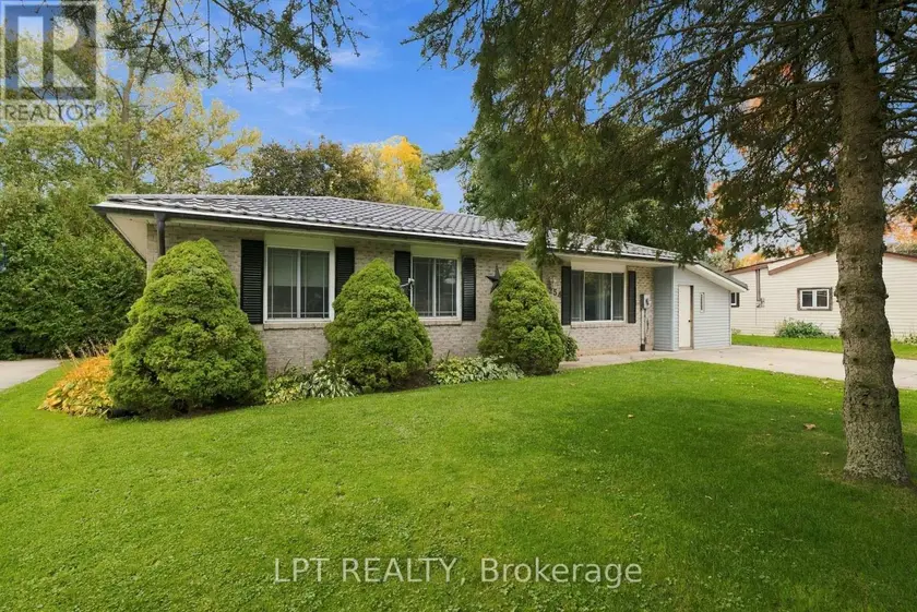 Detached at 254 VICTORIA STREET, North Middlesex