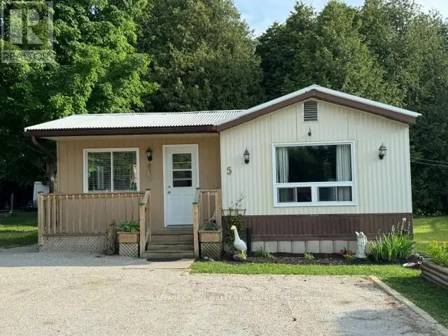 Detached at 5 LAUREL LANE W, Erin
