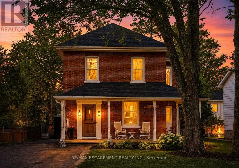Detached at 79 MCMURRAY STREET, Bracebridge