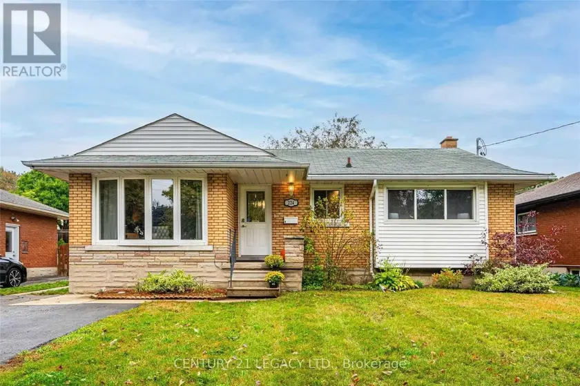 Detached at BSMNT - 224 RIVER ROAD E, Kitchener