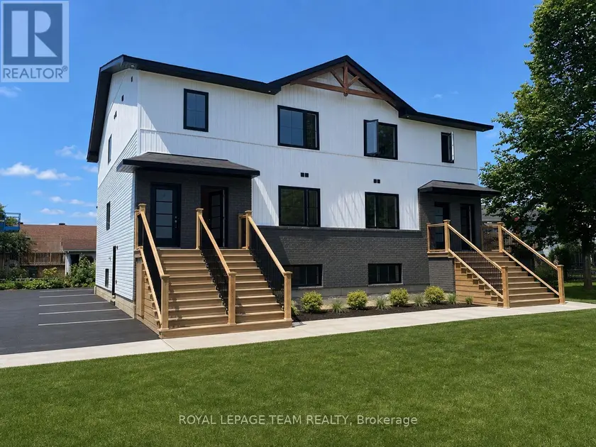 Multiplex at UNIT 6 - 730 CECELIA STREET, Pembroke
