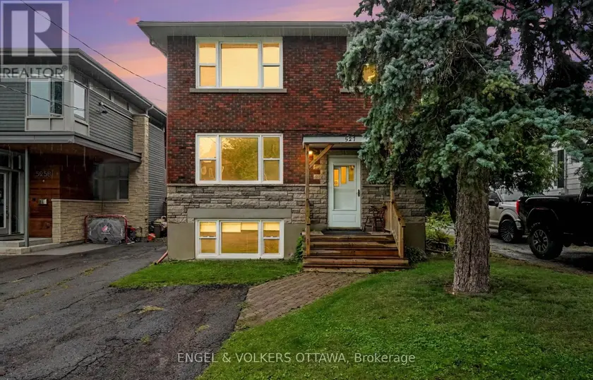 Multiplex at 3 - 527 LADEROUTE AVENUE, Ottawa
