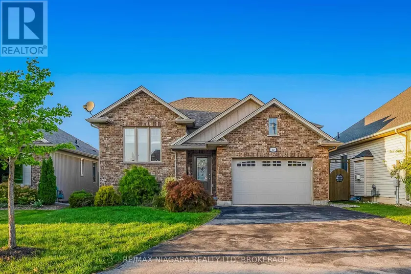 Detached at 22 HENLEY COURT, Welland