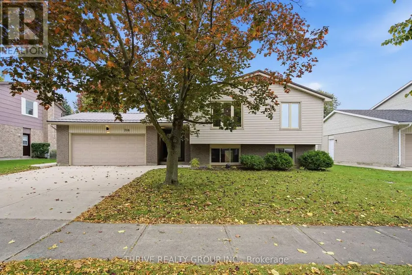 Detached at 708 VILLAGE GREEN AVENUE, London South