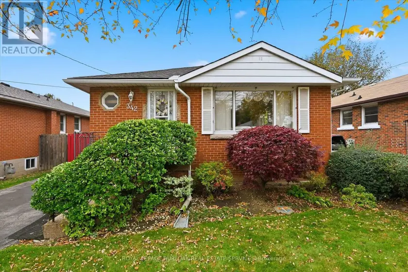 Detached at 342 EAST 16TH STREET, Hamilton
