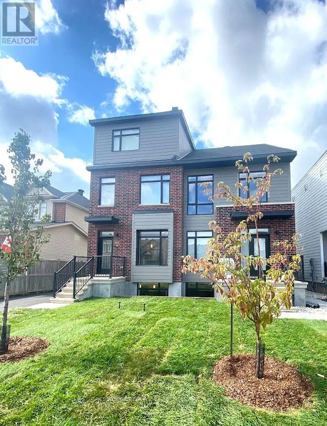 Multiplex at SECOND FLOOR - 873 CONTOUR STREET, Ottawa