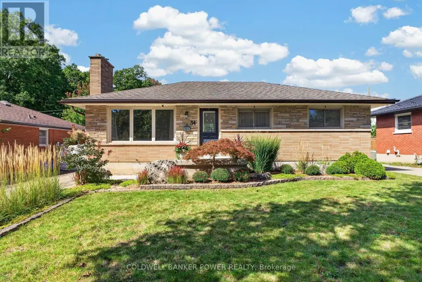 Detached at 34 ALGONQUIN CRESCENT, London East
