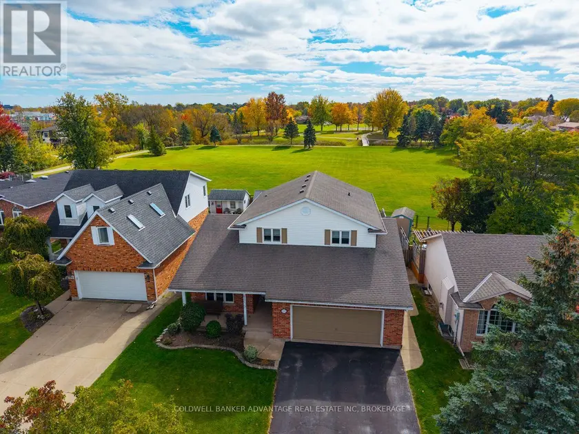 Detached at 105 WELLANDVALE DRIVE, Welland