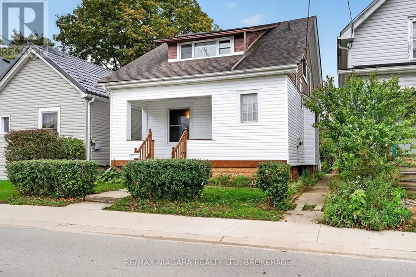 Multiplex at 44 LOWELL AVENUE
