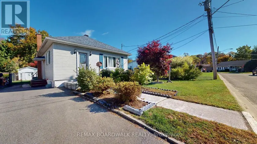 Detached at 31 WRIGHT CRESCENT, Brockville