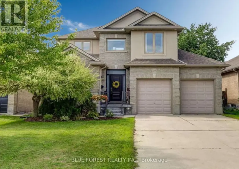 Detached at 2058 WESTPOINT HEIGHTS, London South
