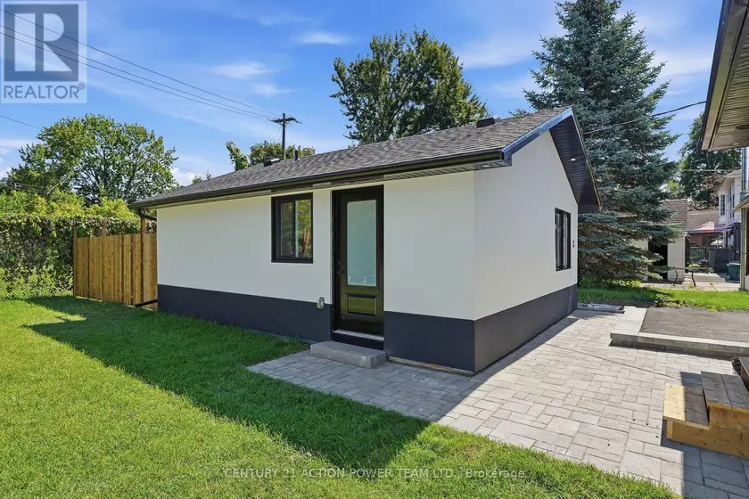 Multiplex at 3 - 1831 HAIG DRIVE S, Ottawa