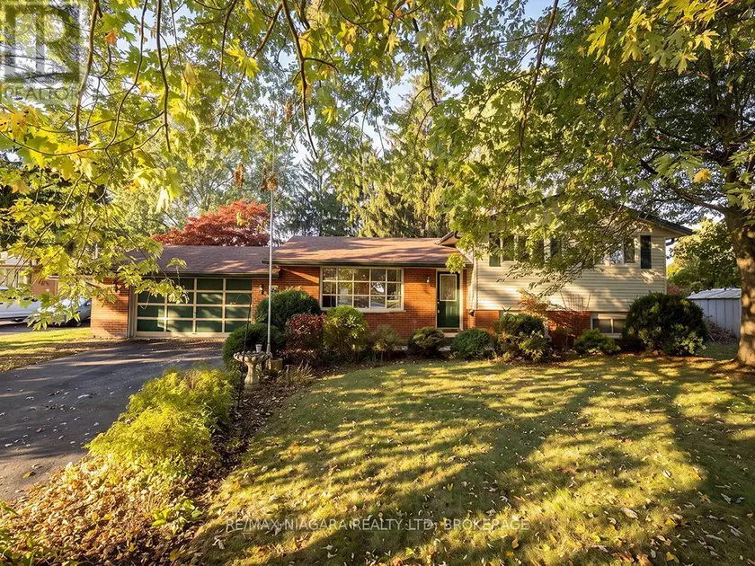 Detached at 29 RUNNYMEDE ROAD, Port Colborne