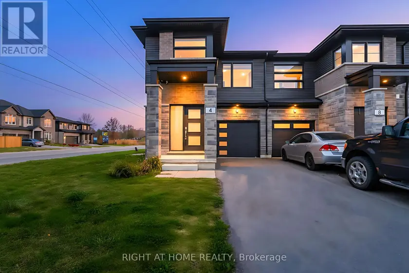 Townhouse at 4 WEST CREEK COURT, Welland