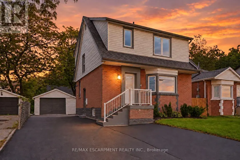 Detached at 117 WEST 5TH STREET, Hamilton