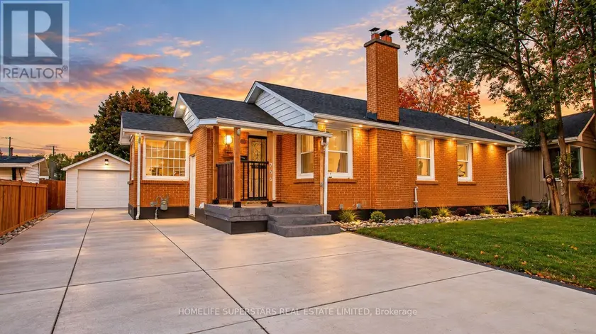 Detached at 706 ROWNTREE AVENUE, London South