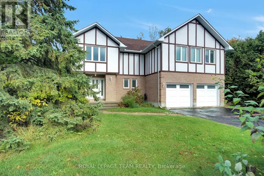Detached at 7089 BUSH DRIVE, Ottawa