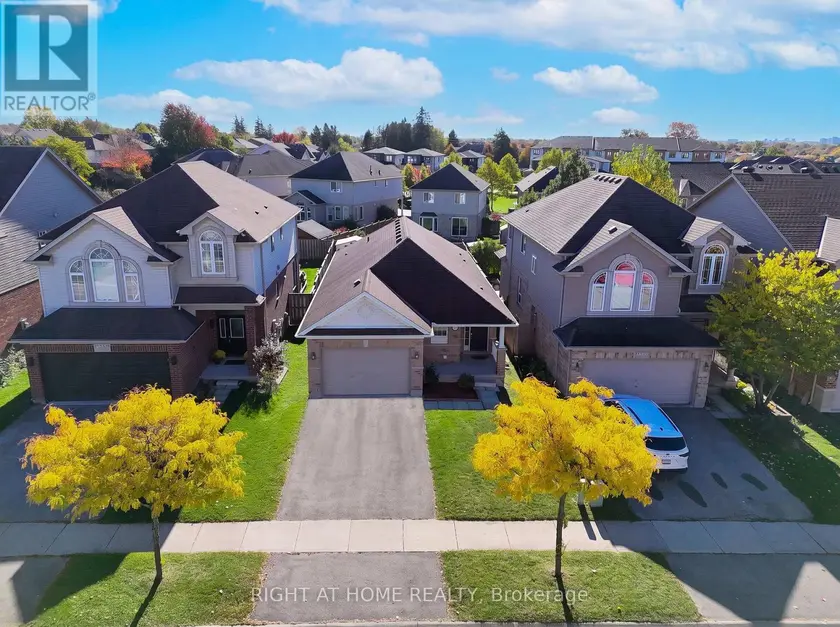 Detached at 1205 NORTH WENIGE DRIVE, London North