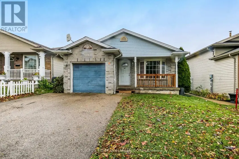 Detached at 1082 FARNSBOROUGH CRESCENT, London East