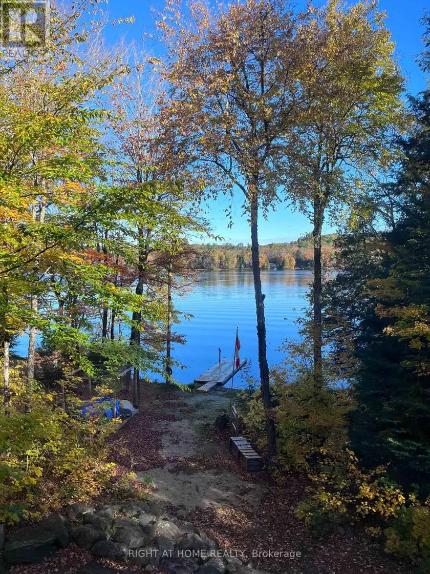 Detached at 1319 South Ril Lake Rd, Lake of Bays