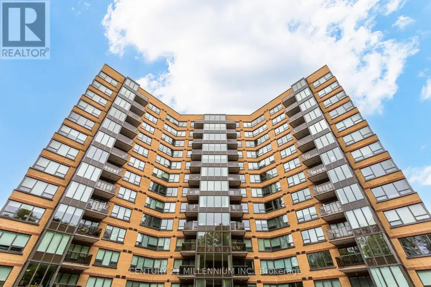 Apartment at 909 - 237 KING STREET W, Cambridge